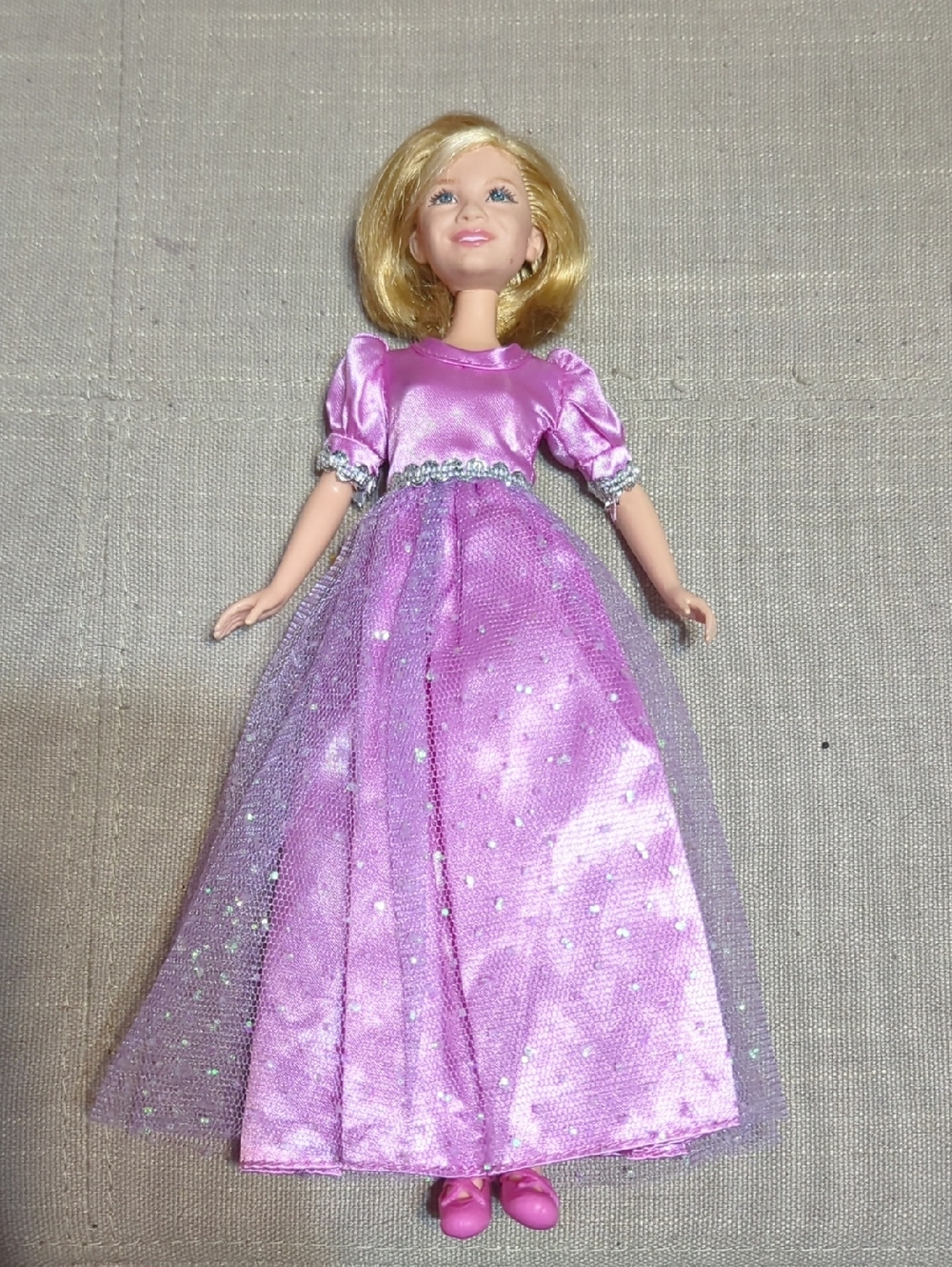 Mary Kate or Ashley Olsen Twins Doll